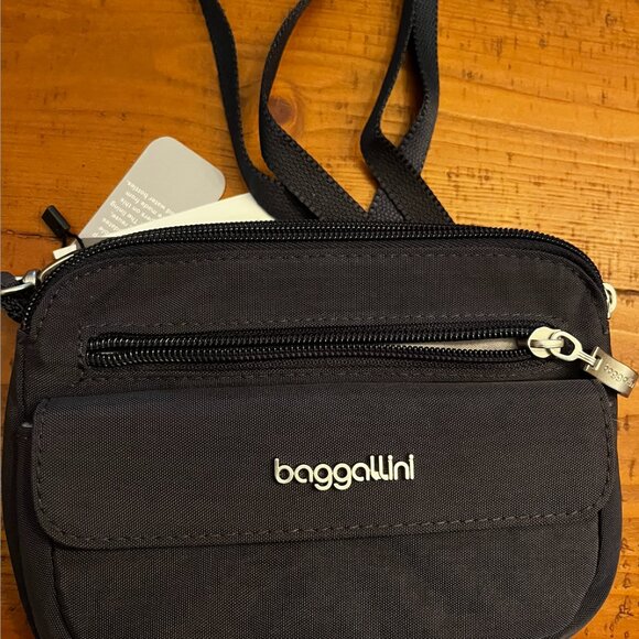 Baggallini Black RFID Travel Crossbody Bag - Picture 2 of 5